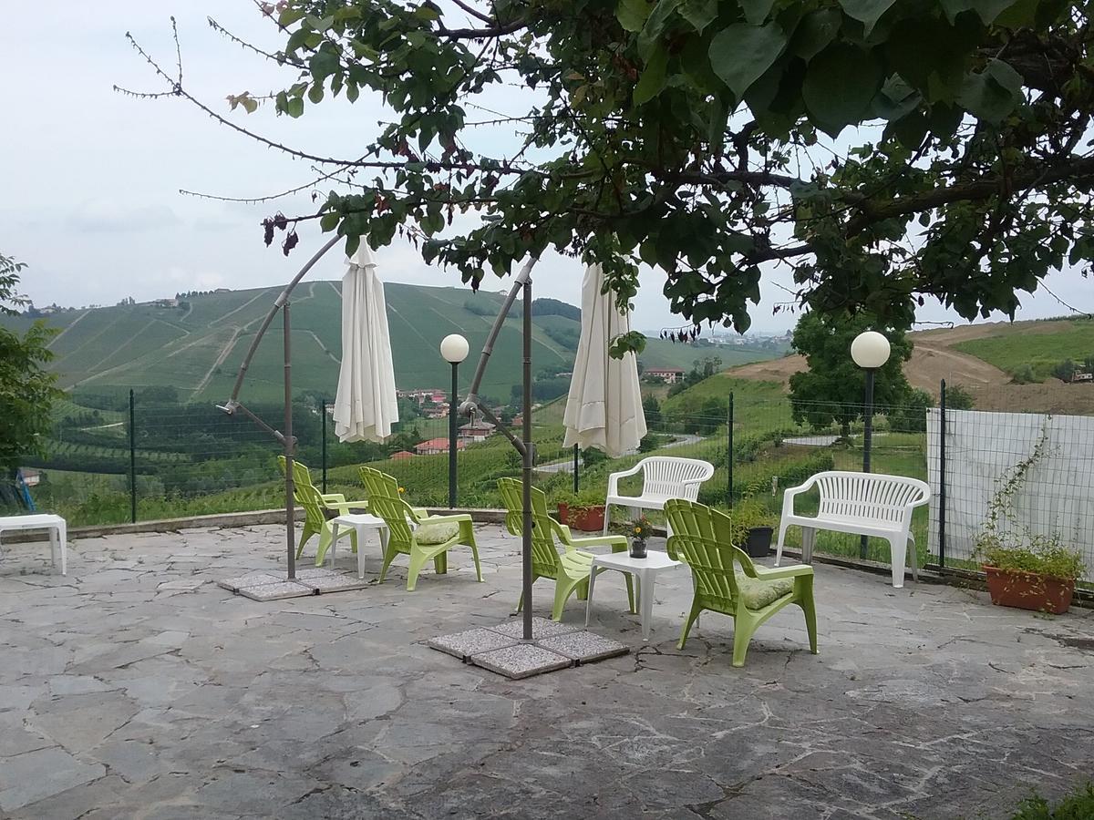 La Terrazza Del Barbaresco Bed & Breakfast Neviglie Exterior photo